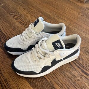 Men’s Nike air max